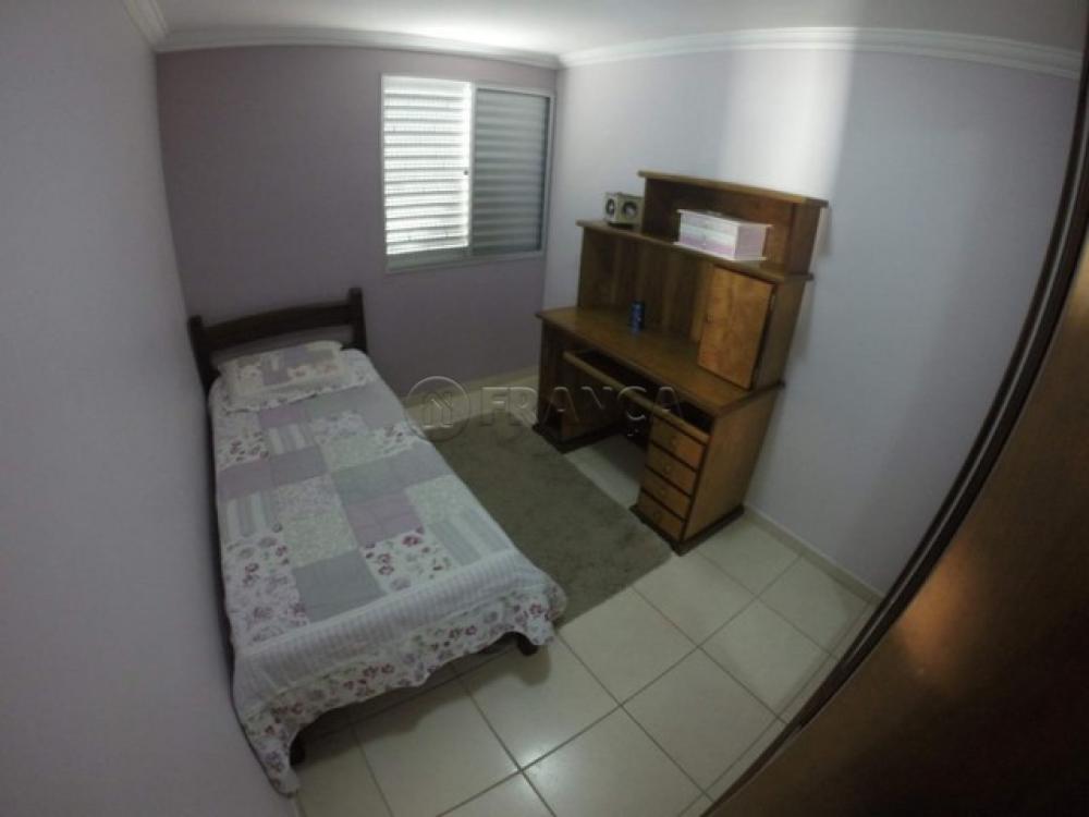 Apartamento Duplex - Sala, churrasqueira e cozinha – Foto de Motel