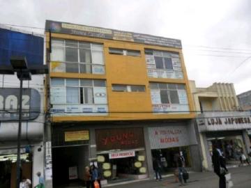 Alugar Comercial / Sala em Condomínio em Jacareí. apenas R$ 600,00