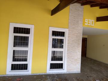 Alugar Casa / Padrão em Jacareí. apenas R$ 3.500,00