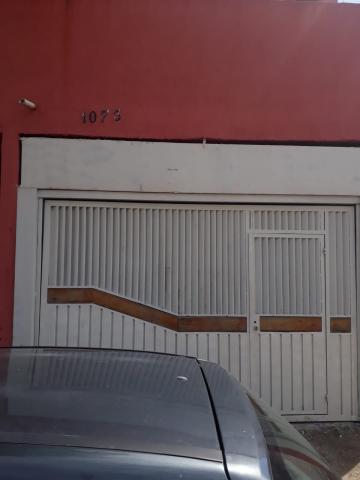 Alugar Casa / Padrão em Jacareí. apenas R$ 222.600,00