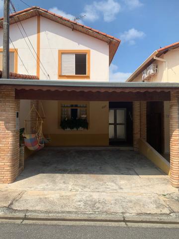 Alugar Casa / Condomínio em Jacareí. apenas R$ 305.000,00