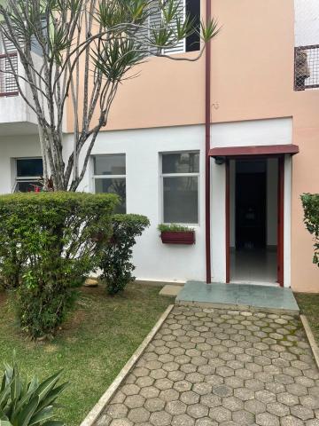 Alugar Casa / Condomínio em Jacareí. apenas R$ 1.800,00