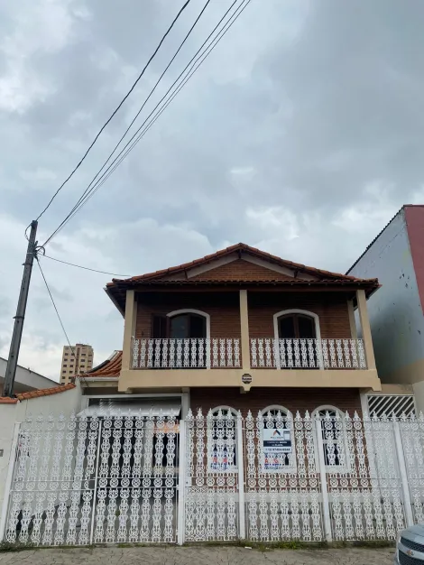 Alugar Casa / Sobrado em Jacareí. apenas R$ 4.000,00